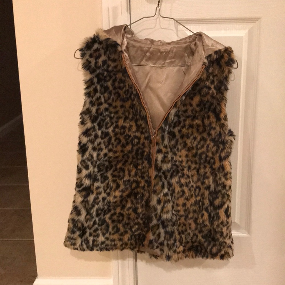 Faux Fur Cheetah Print Vest